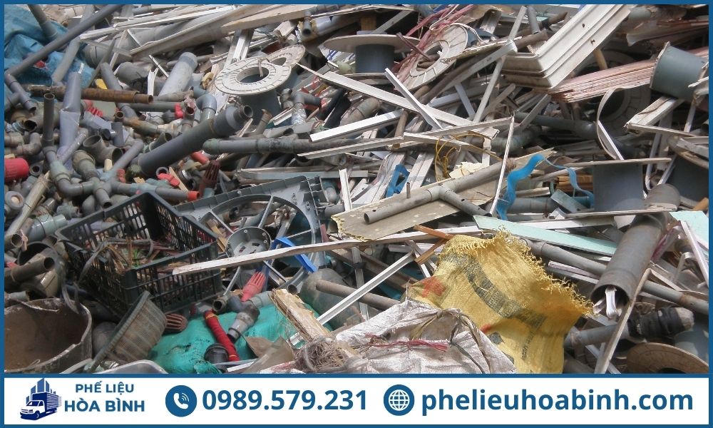 Giải pháp cân bằng chi phí sản xuất và trách nhiệm môi trường