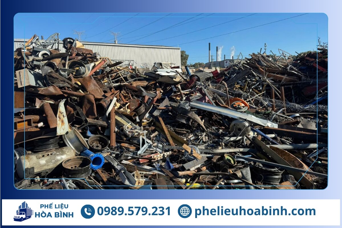 Phế Liệu Hòa Bình chuyên thu mua phế liệu KCN Nhơn Trạch giá cao, uy tín