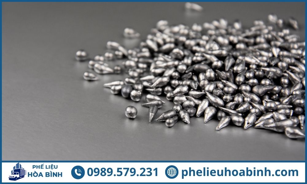 Dễ dàng đúc khuôn chì nhờ vào nhiệt độ nóng chảy thấp