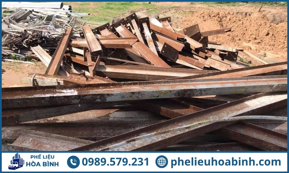 Phế Liệu Hòa Bình chuyên thu phế liệu quận 7 - uy tín, giá cao