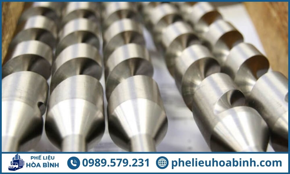 Độ cứng của thép gió luôn giữ vững ở mức 500-650 độ