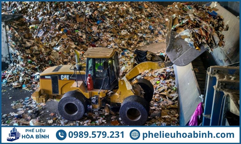 Tại sao nên lựa chọn Phế Liệu Hòa Bình khi thanh lý phế liệu tại Dĩ An?