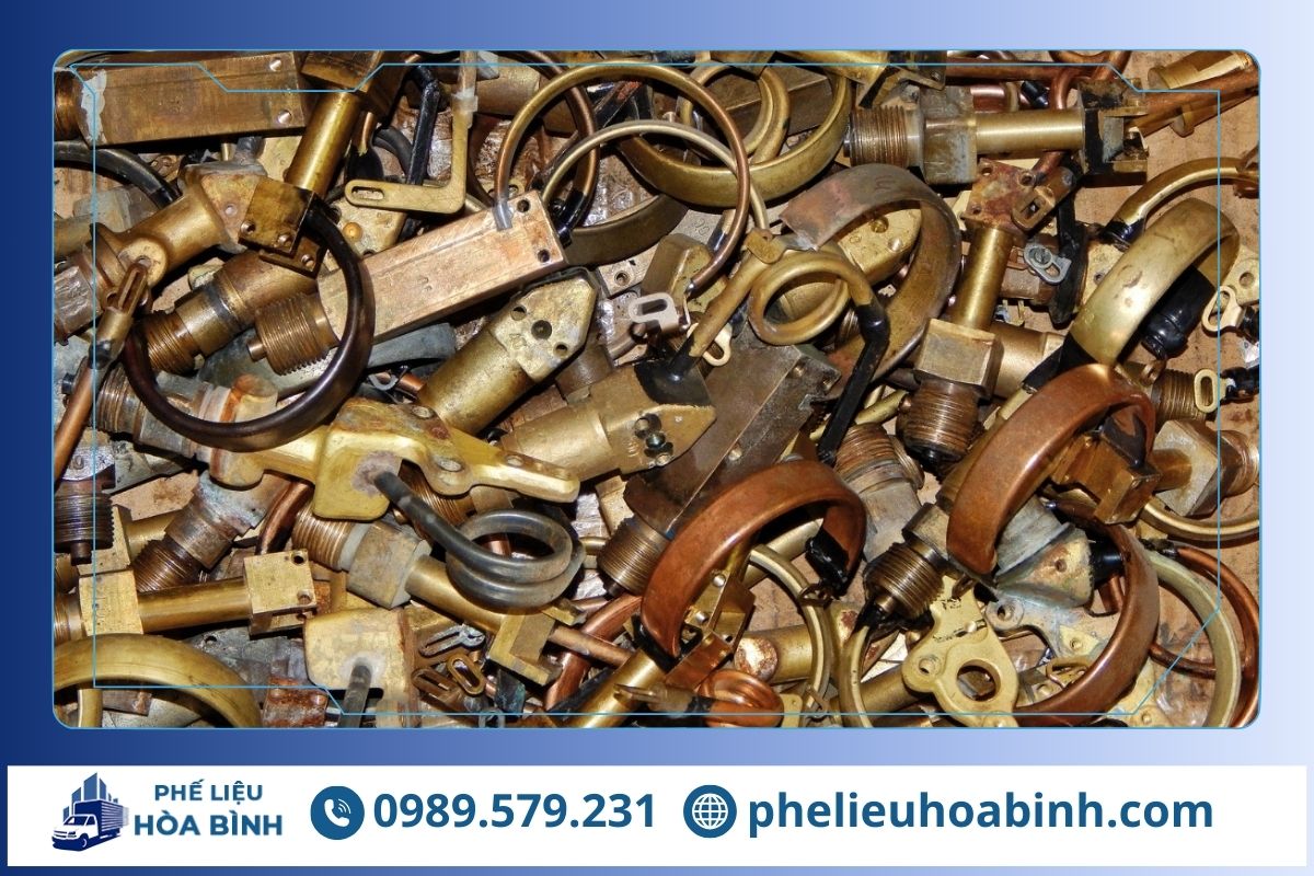 Phế Liệu Hòa Bình - đơn vị chuyên thu mua phế liệu Huế giá cao, uy tín