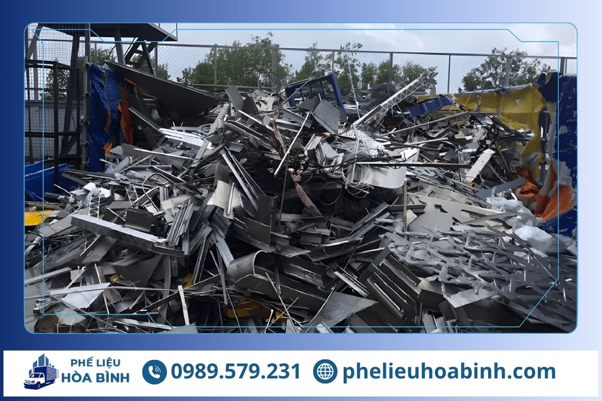 Những lý do nên chọn Phế Liệu Hòa Bình khi mua bán phế liệu tại Vinh