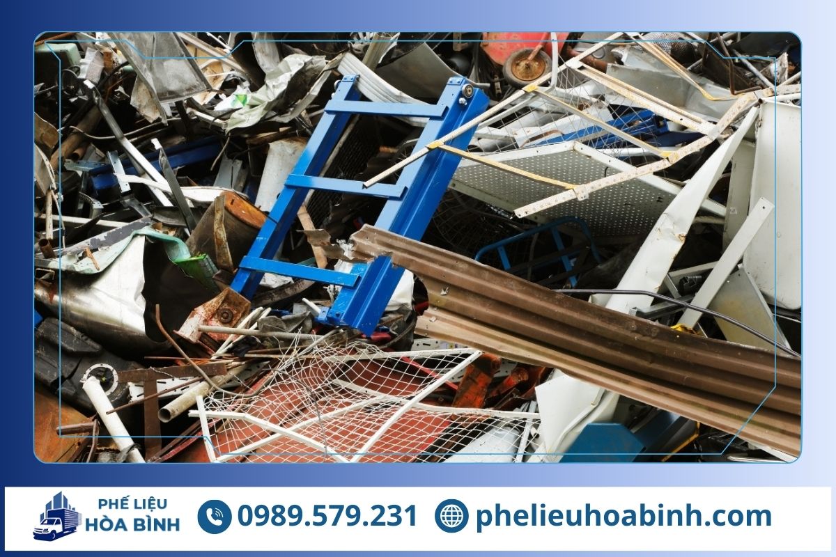 Phế Liệu Hòa Bình - chuyên thu mua phế liệu Bù Gia Mập giá cao, uy tín