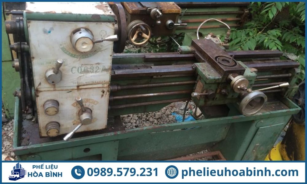 Nên chọn Phế Liệu Hoà Bình khi bán máy tiện cũ