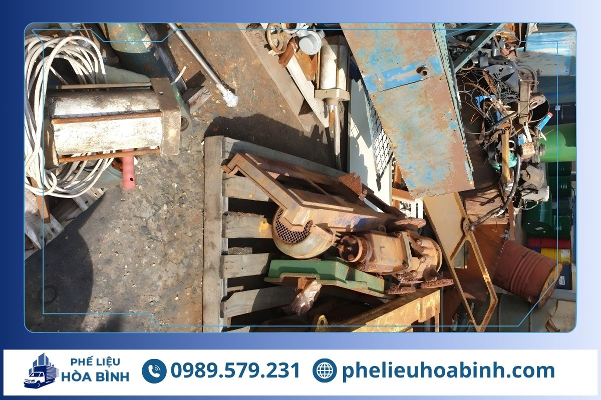 Phế Liệu Hòa Bình - chuyên thu mua phế liệu giá cao tại Phú Yên