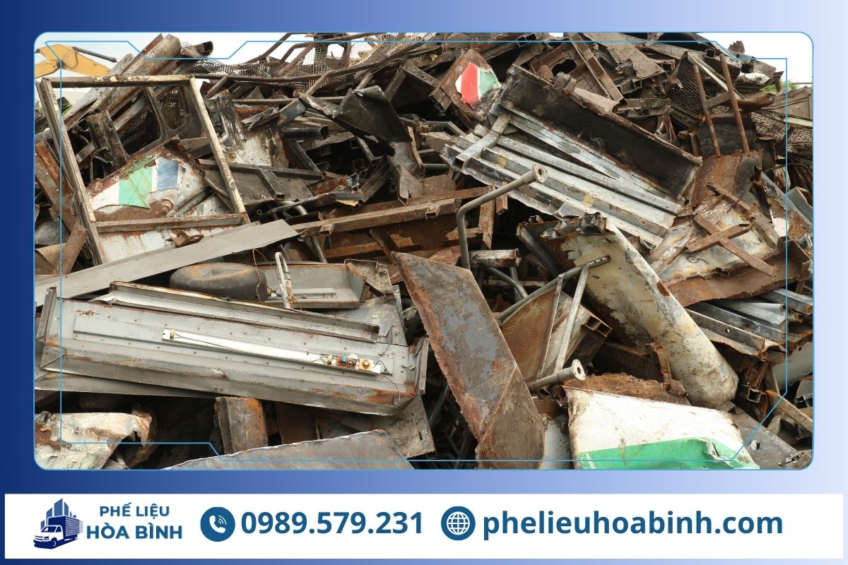 Những lý do nên chọn Phế Liệu Hòa Bình khi mua bán phế liệu tại Hà Tĩnh