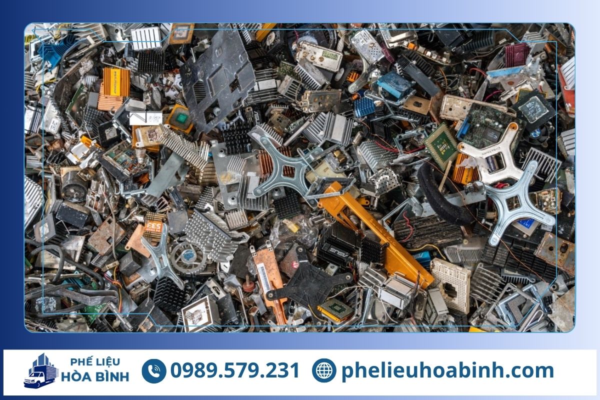 Phế Liệu Hòa Bình - đơn vị chuyên thu mua phế liệu KCN Kim Huy giá cao