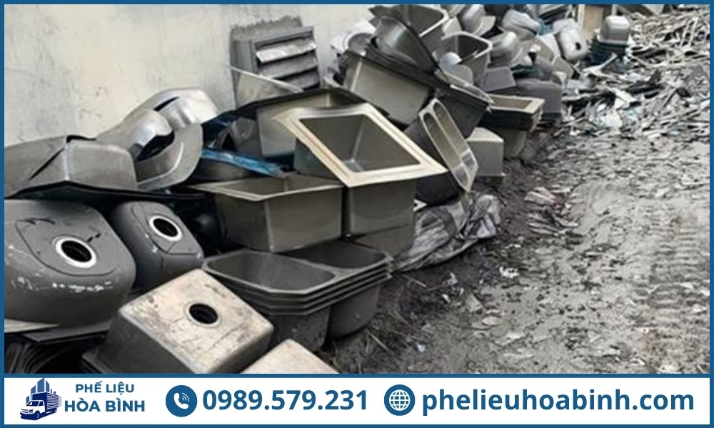 Inox phế liệu loại 2 thường được dùng sản xuất đồ dùng dân dụng, nội thất công trình